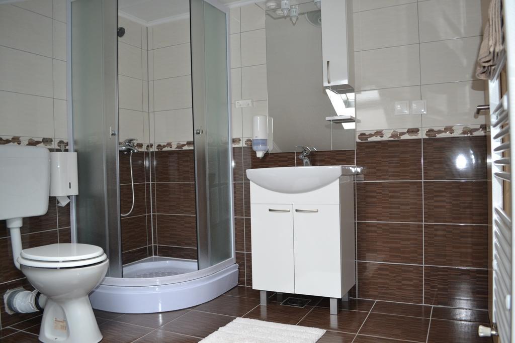 Guesthouse Zalac Слуни Экстерьер фото