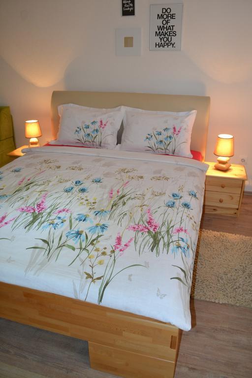 Guesthouse Zalac Слуни Экстерьер фото